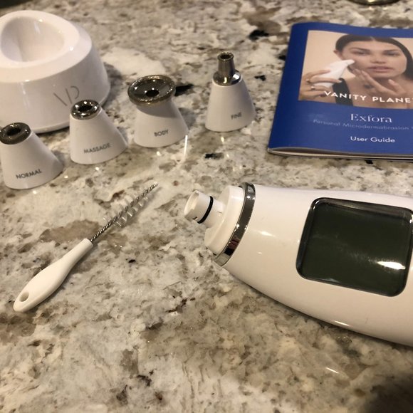 Personal Microdermabrasion Wand - Picture 4 of 10